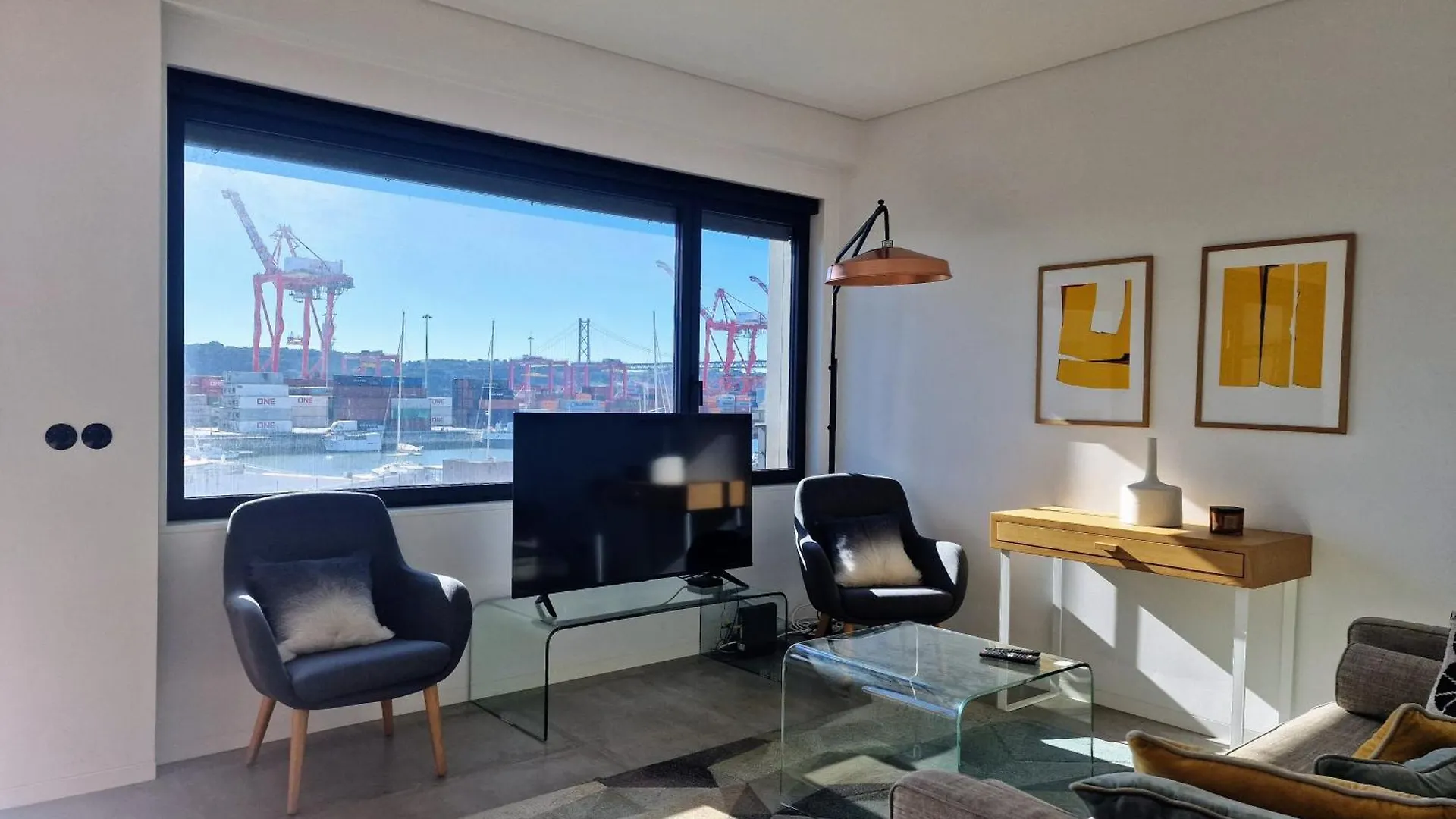 Mbird Riverside 2Bd Flat With Garage Lisboa